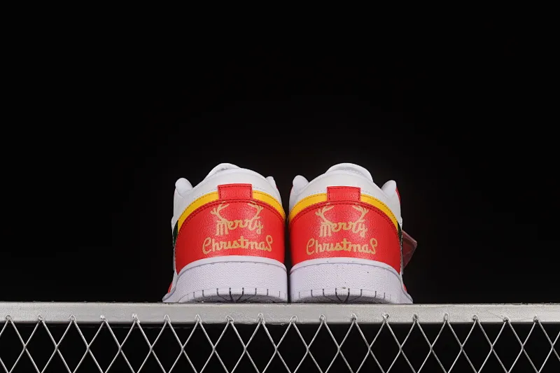 All categories Air Jordan Jordan series basketball shoes Air Jordan 1 Low Air Jordan 1 Low AJ1 Joe 1 Christmas theme customized version Sports culture basketball shoes 553558-130